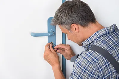 Manchester CT Locksmith Store Manchester, CT 860-327-4310 - emergency-locksmith-service